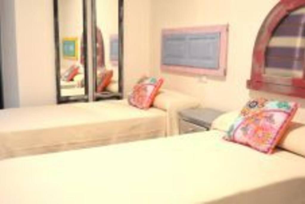 Apartamento Veedor 19 Dias Y Muchas Noches Cadiz Exterior photo