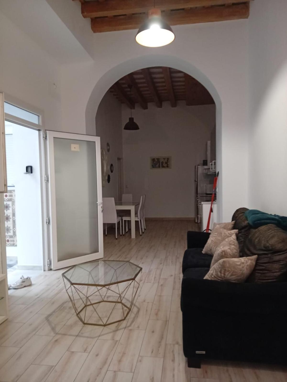 Apartamento Veedor 19 Dias Y Muchas Noches Cadiz Exterior photo